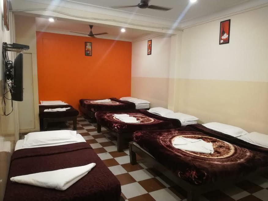 Raj Residency Hotel Májszúr Kültér fotó