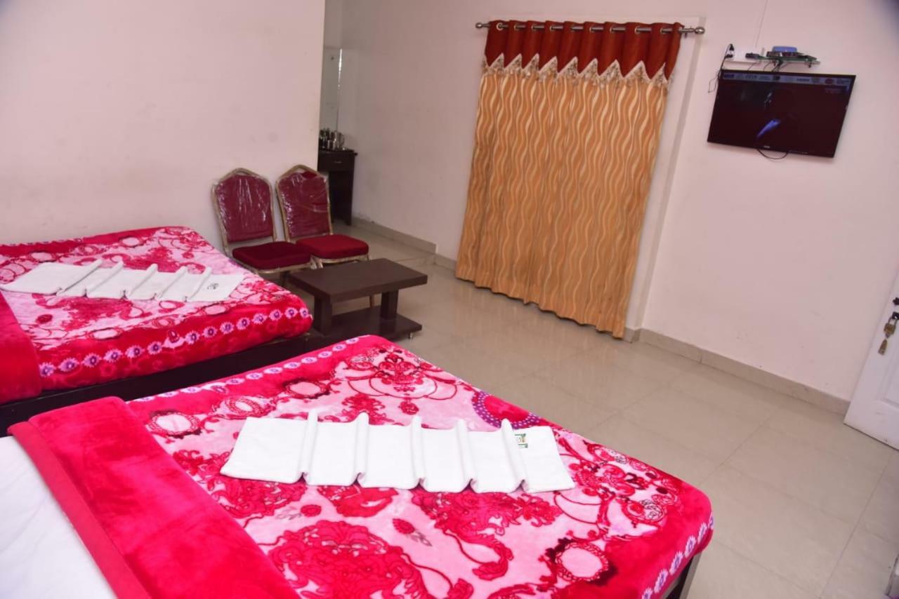 Raj Residency Hotel Májszúr Kültér fotó