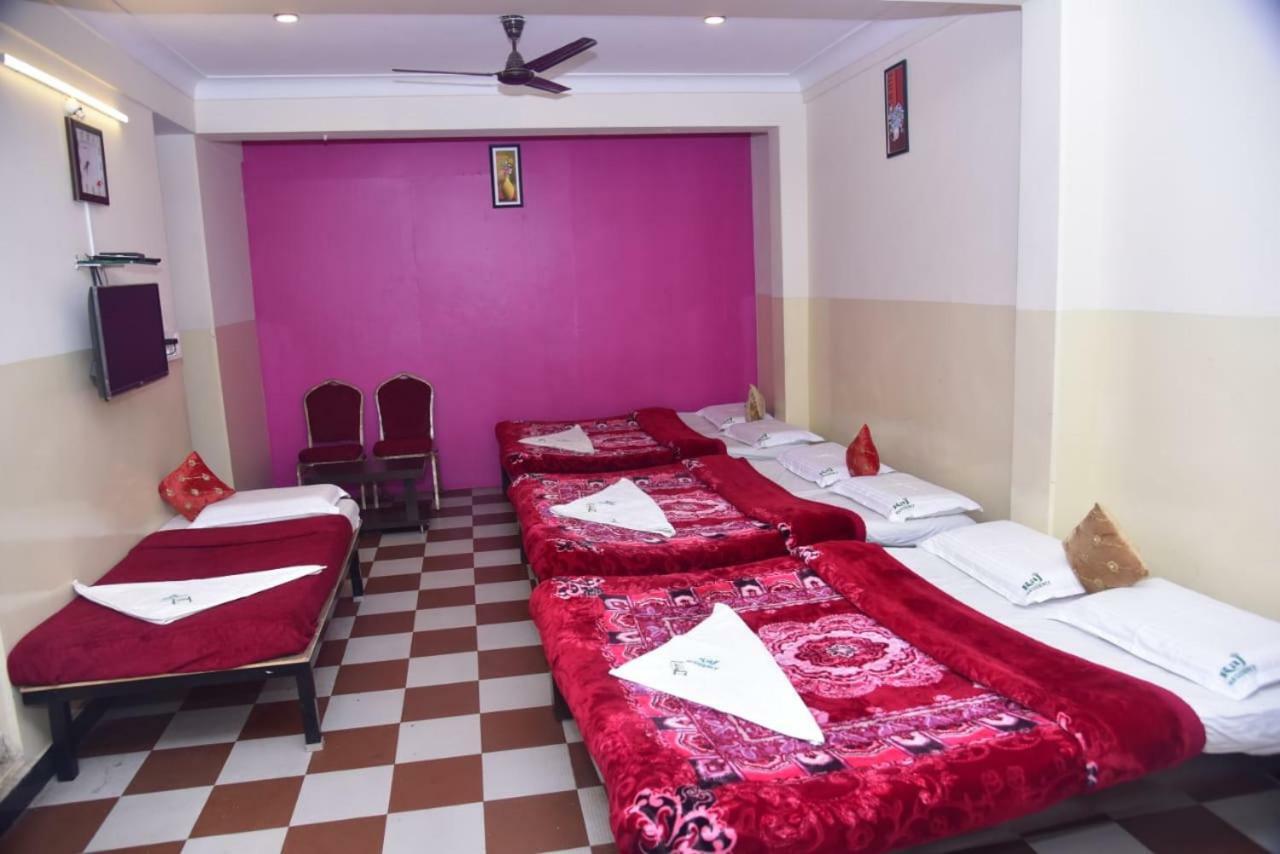 Raj Residency Hotel Májszúr Kültér fotó